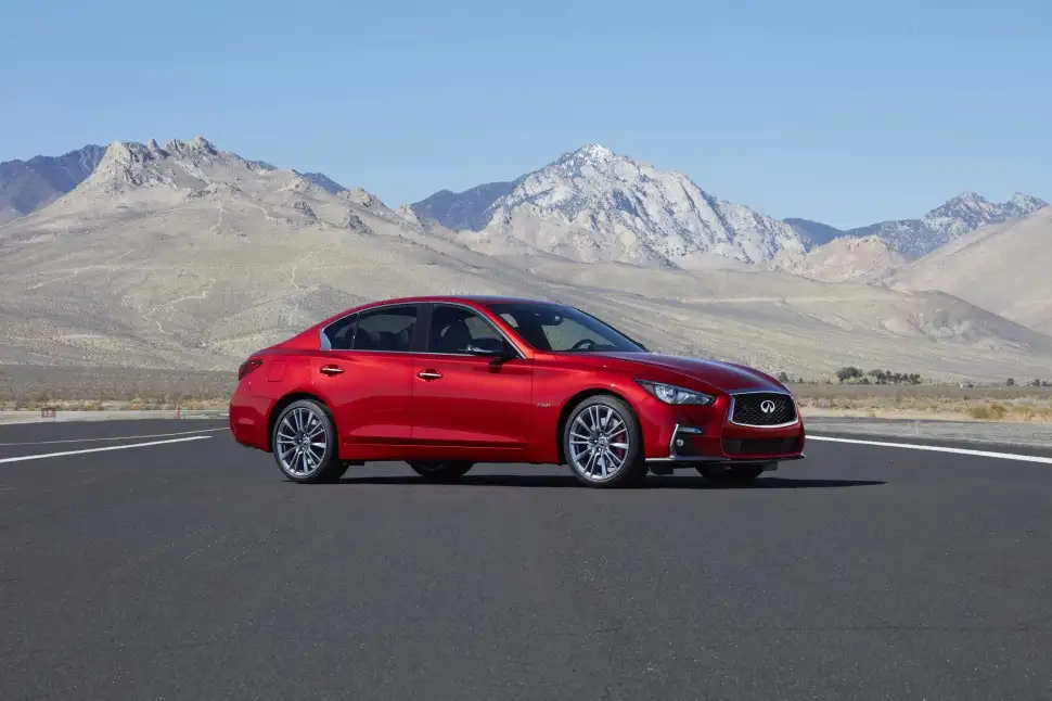 In-Depth Review: 2017 Infiniti Q50 (Facelift 2017) 3.5 (364 Hp) Hybrid Automatic