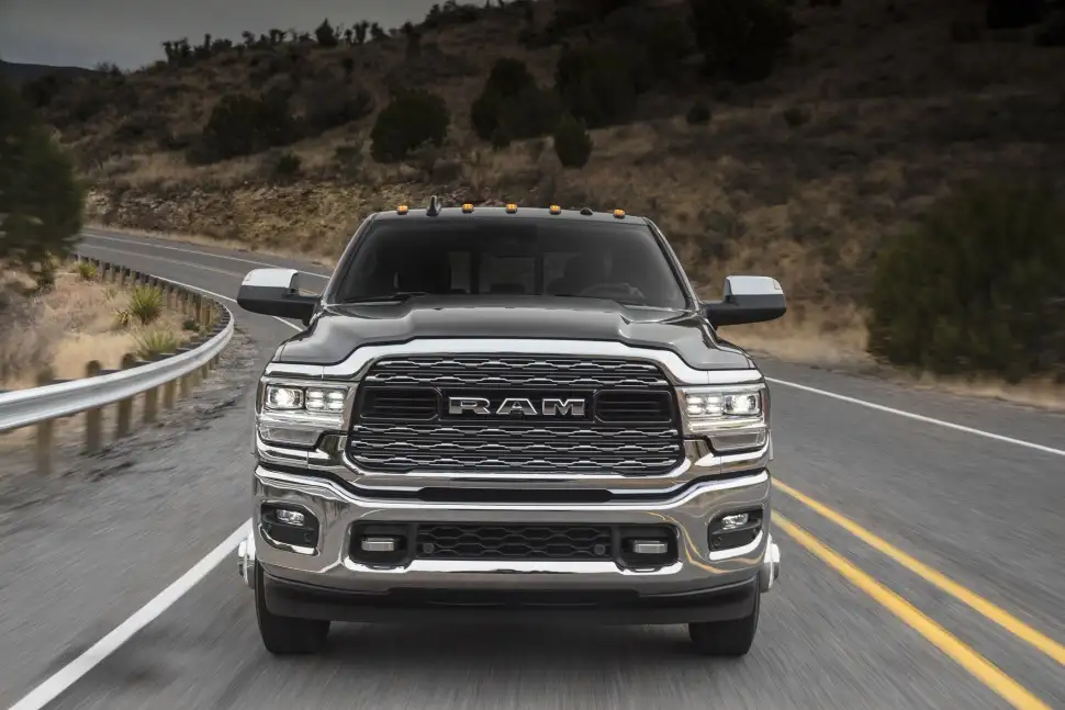 Reseña Detallada: 2019 RAM 2500/3500 Crew Cab Long II (DT) 6.4 Hemi V8 4x4 Automático